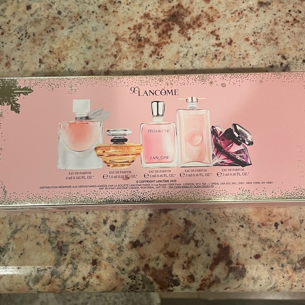 Lancome Perfume Set - Pink and Black - Picture 2 of 2